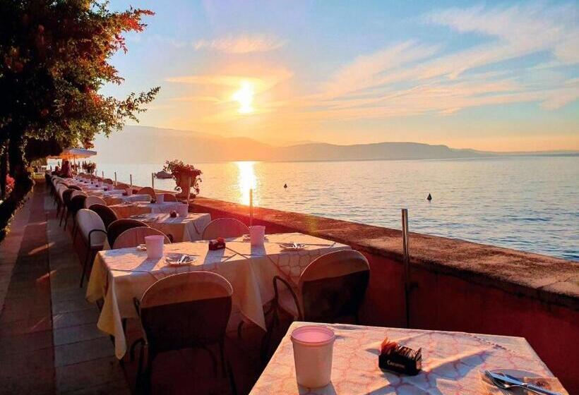 酒店 Monte Baldo E Villa Acquarone