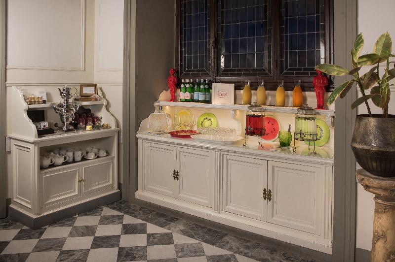 ホテル NH Collection Firenze Porta Rossa