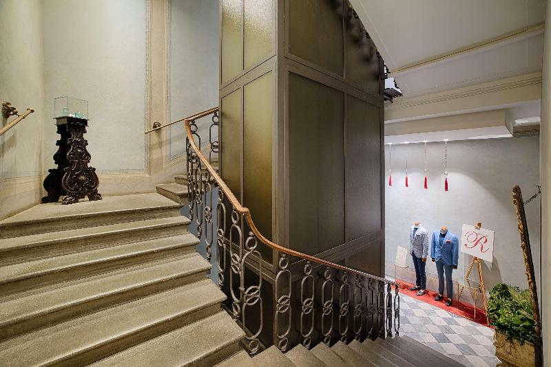 ホテル NH Collection Firenze Porta Rossa