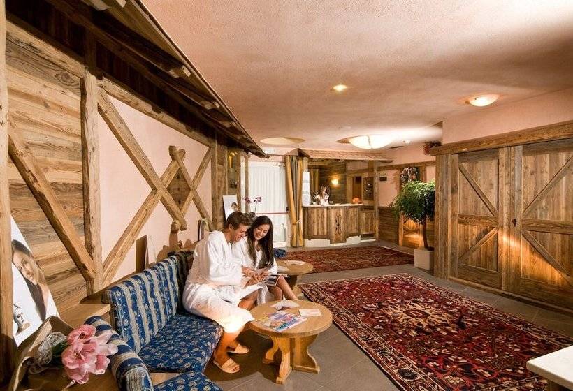 בית מלון כפרי Panorama Wellness & Resort