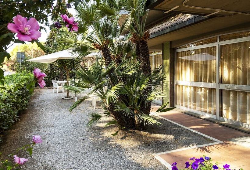 هتل Parco Dei Pini