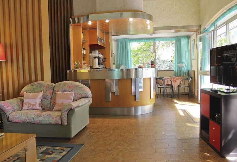 هتل Parco Dei Pini