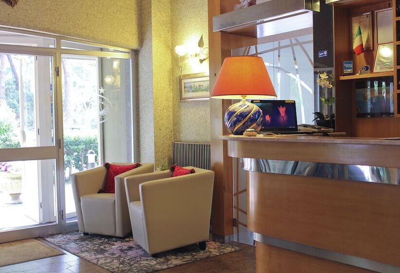 هتل Parco Dei Pini