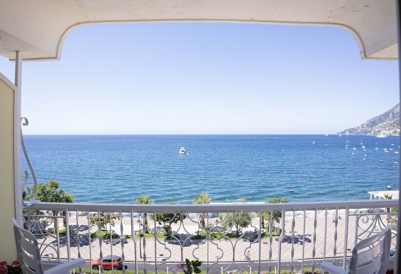 فندق Pietra Di Luna