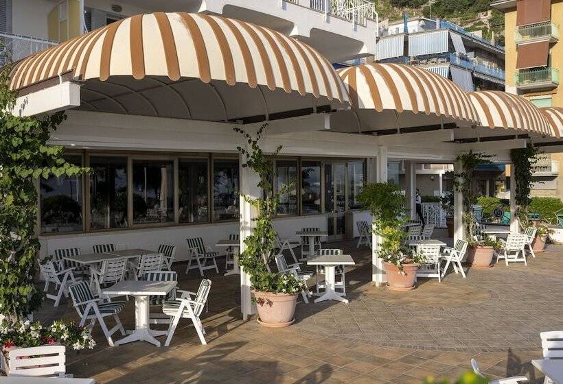 فندق Pietra Di Luna