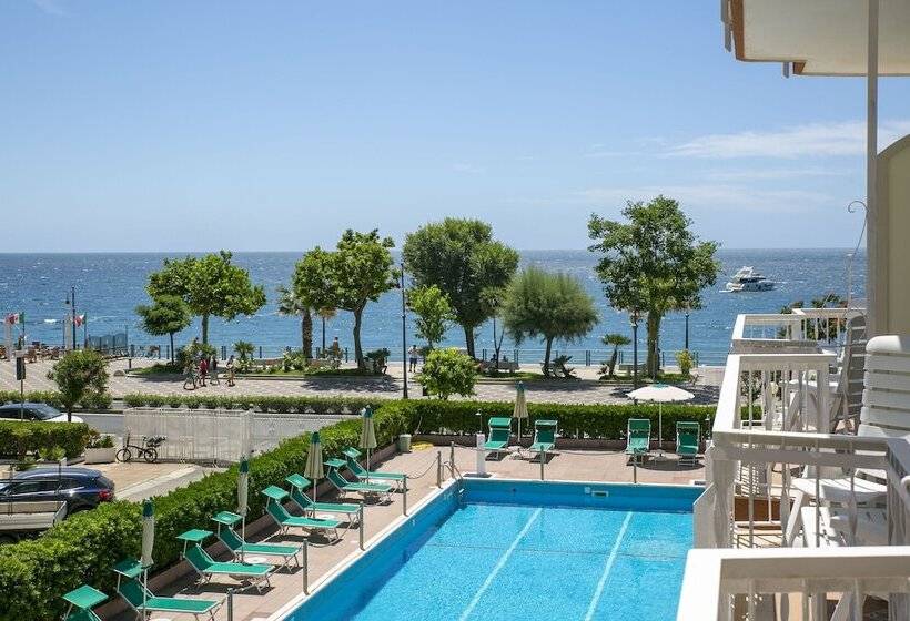 فندق Pietra Di Luna