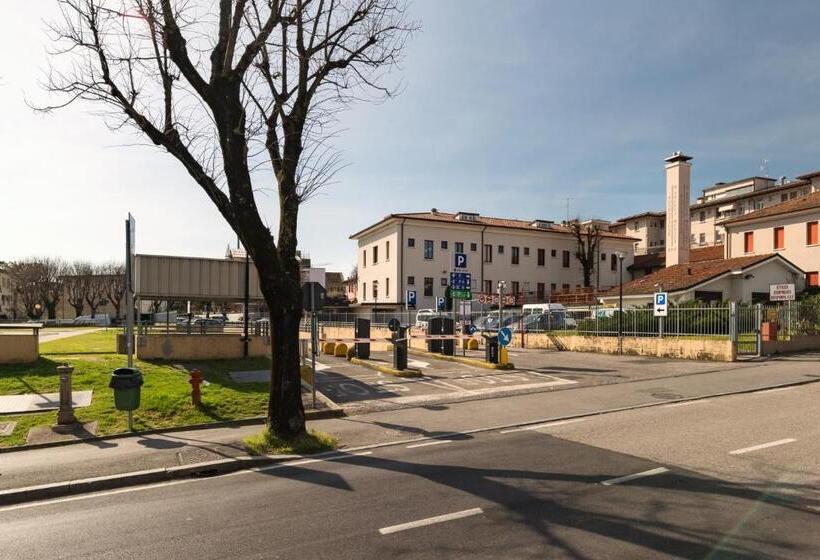 Отель Piroscafo