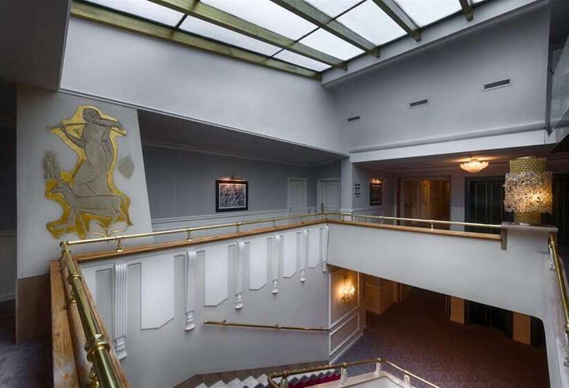 Plaza Hotel Lucchesi