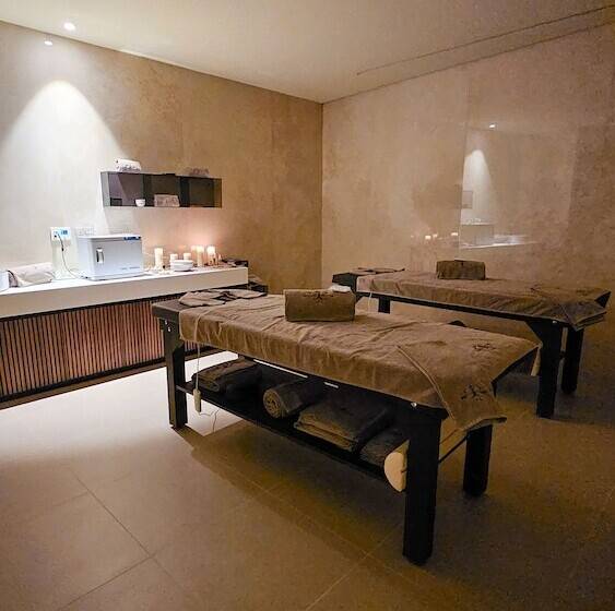 فندق Relais & Spa Castello Di Casiglio