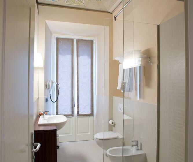 فندق Relais & Spa Castello Di Casiglio