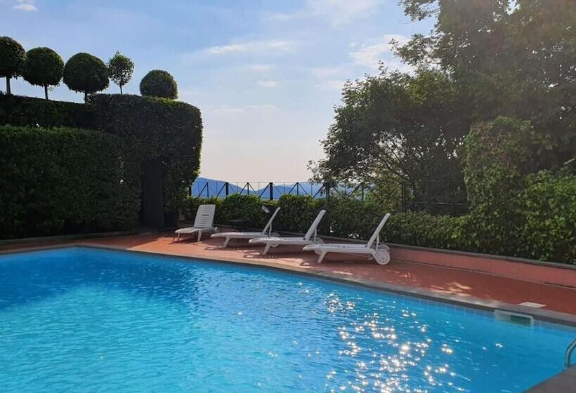 בית מלון כפרי Relais I Due Roccoli