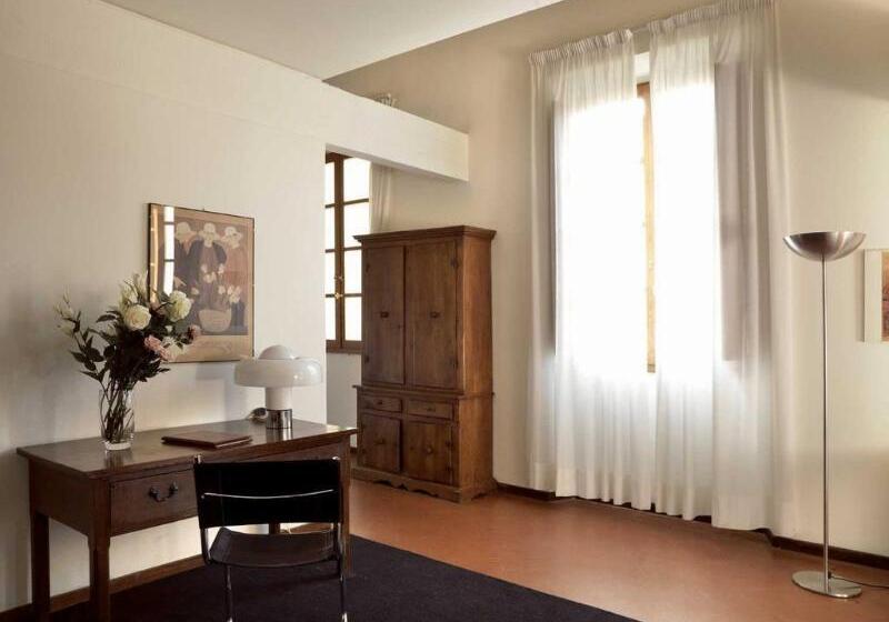 هتل Residence Palazzo Ricasoli