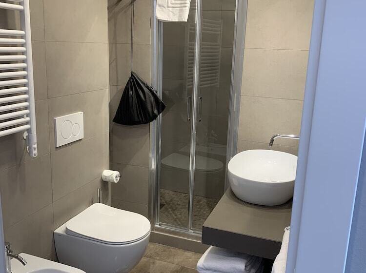 בית מלון כפרי Ristorante La Quartina