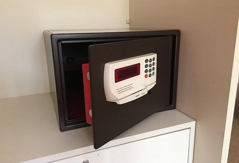 בית מלון כפרי Ristorante La Quartina