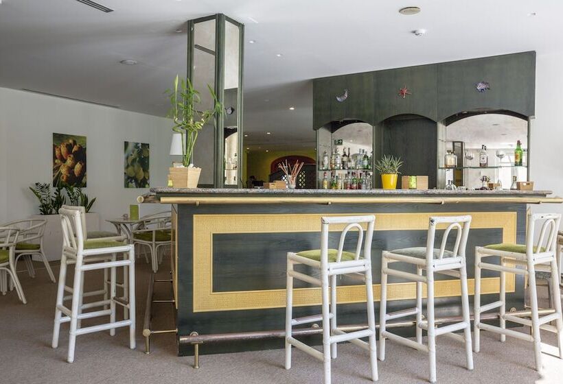 هتل Riva Del Sole