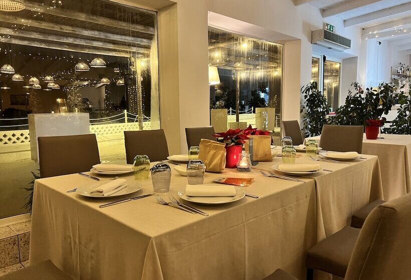 هتل Riva Del Sole