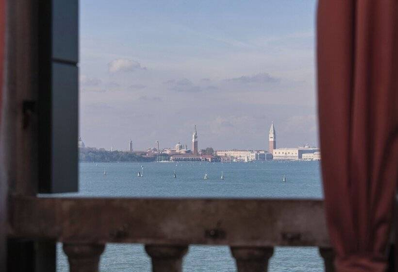 فندق Riviera Venezia Lido