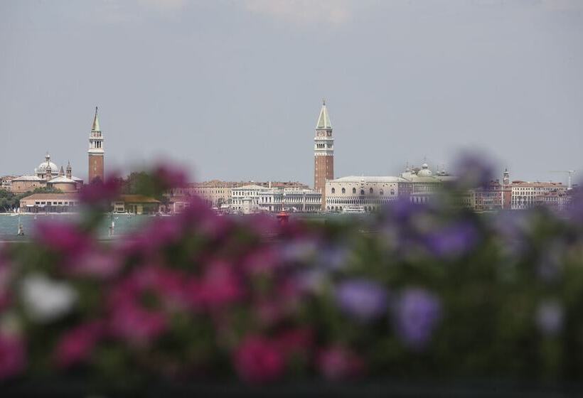 فندق Riviera Venezia Lido