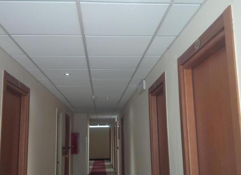 בית מלון כפרי Robinia