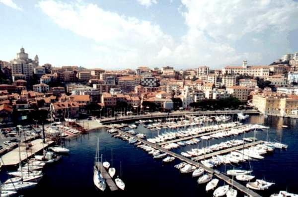 בית מלון כפרי Robinia