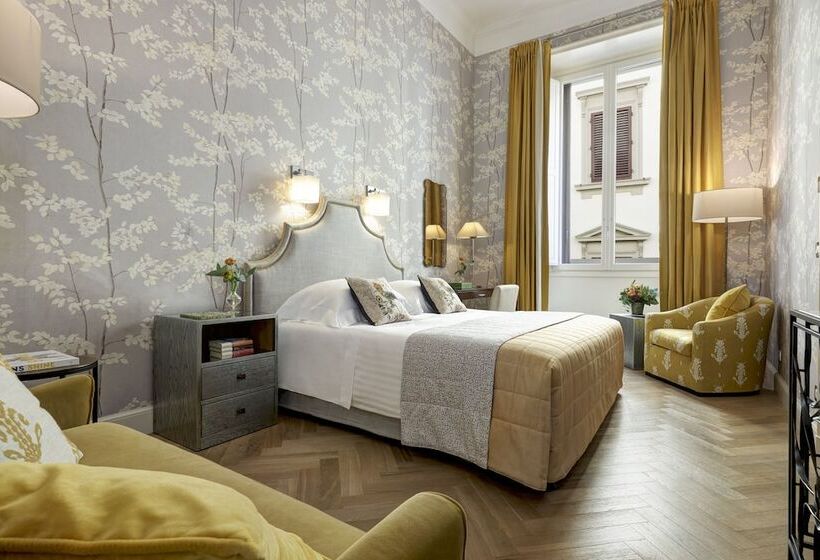 Rocco Forte Hotel Savoy