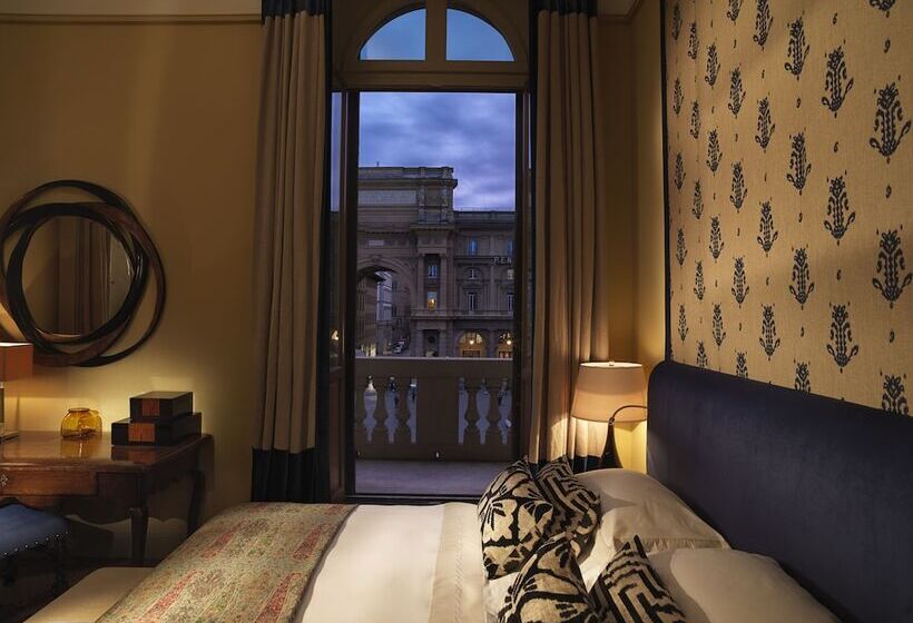 Rocco Forte Hotel Savoy