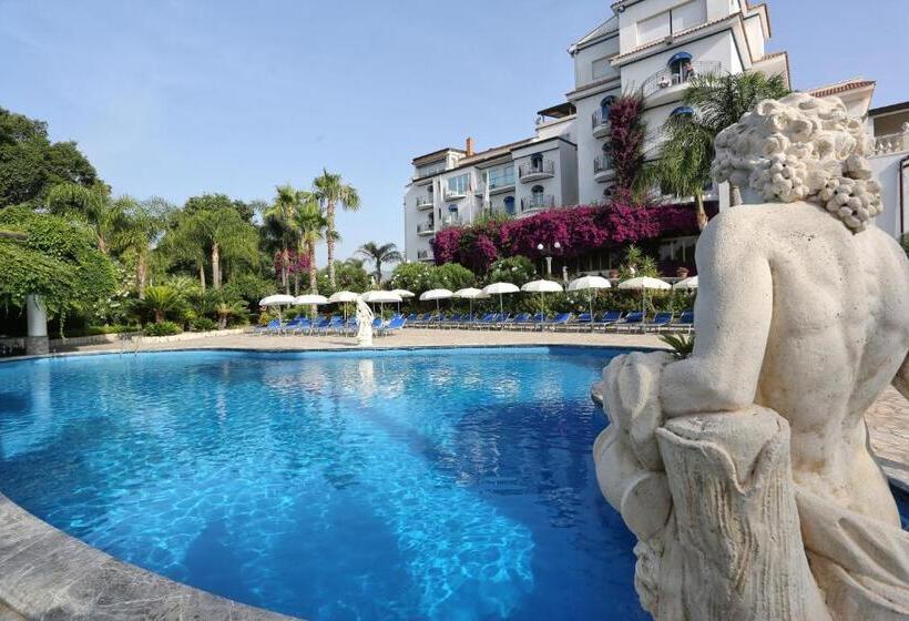 Sant Alphio Garden Hotel & Spa