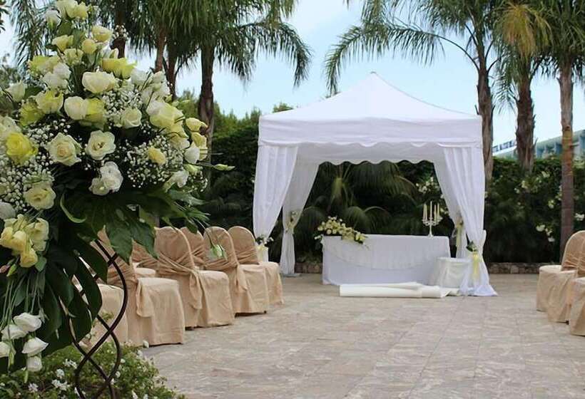 Sant Alphio Garden Hotel & Spa