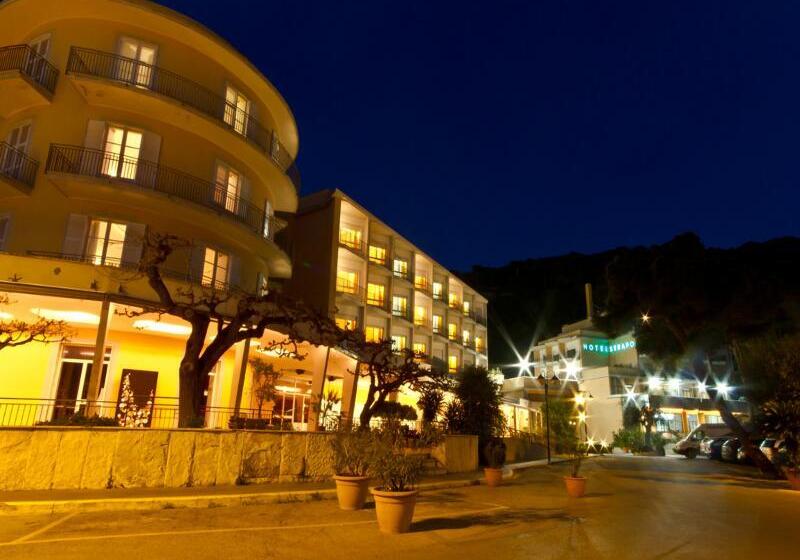 בית מלון כפרי Serapo