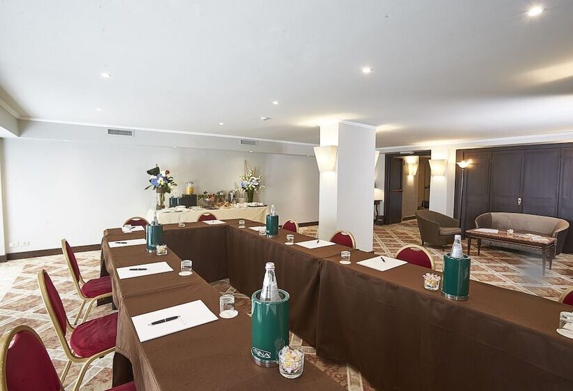 هتل Sina De La Ville