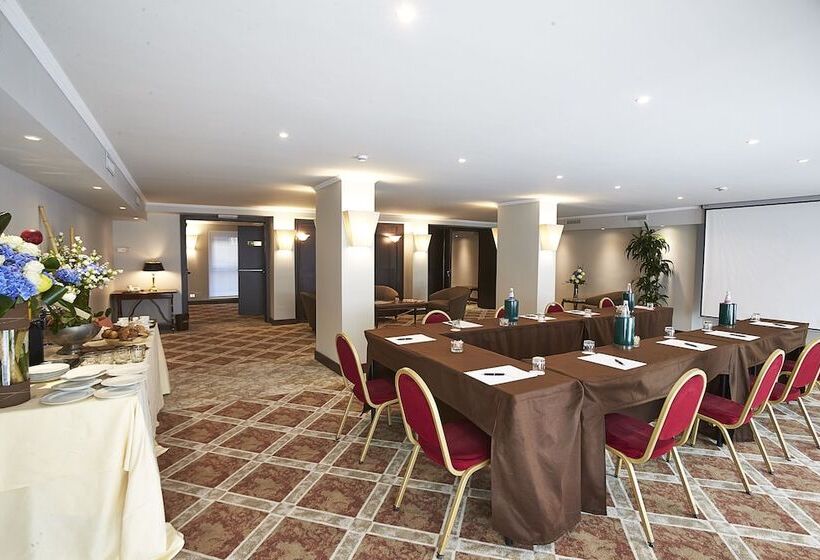 هتل Sina De La Ville