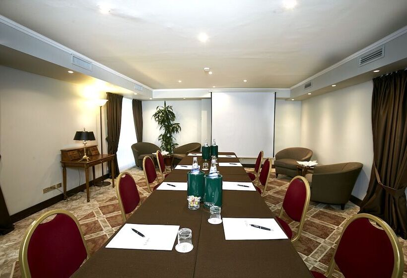 هتل Sina De La Ville