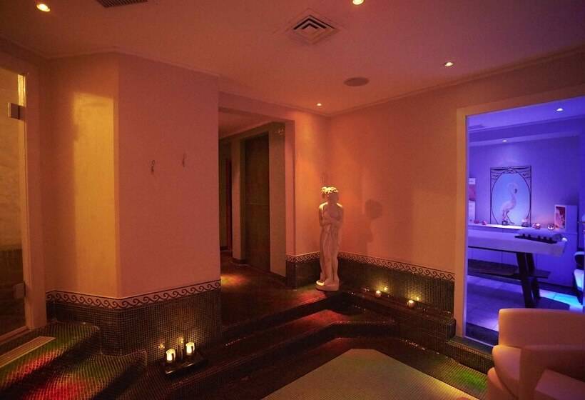 هتل Sina De La Ville