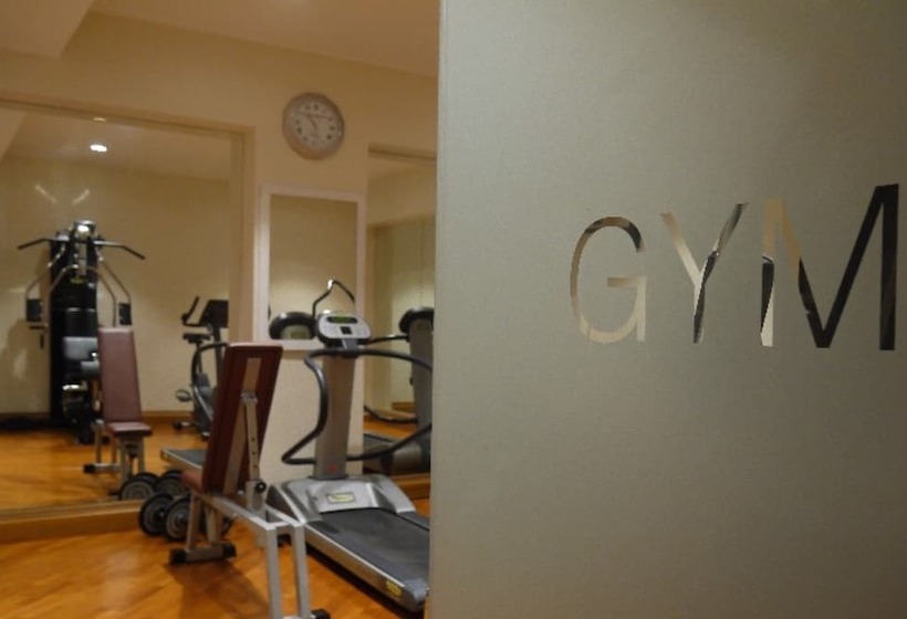 هتل Sina De La Ville