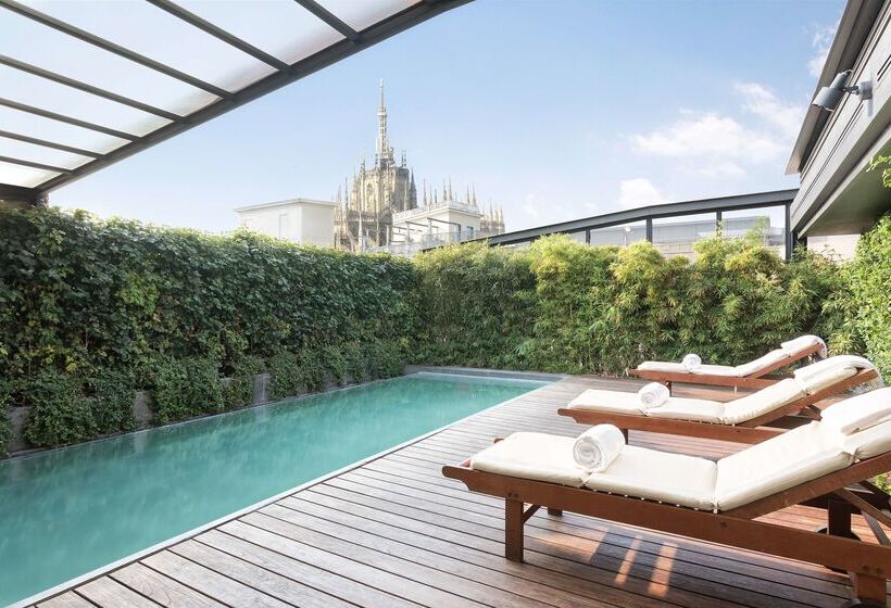 هتل Sina De La Ville