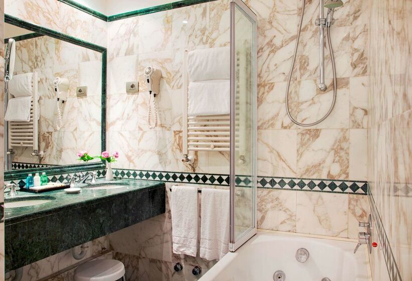 هتل Sina De La Ville