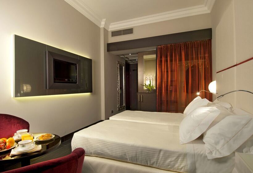 هتل Sina De La Ville