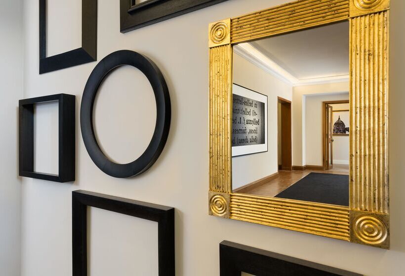 هتل Sina De La Ville