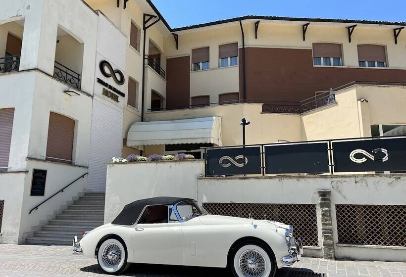 בית מלון כפרי Terme Di Frasassi