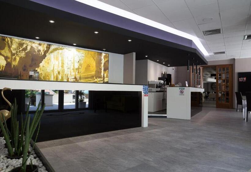 בית מלון כפרי Terme Di Frasassi