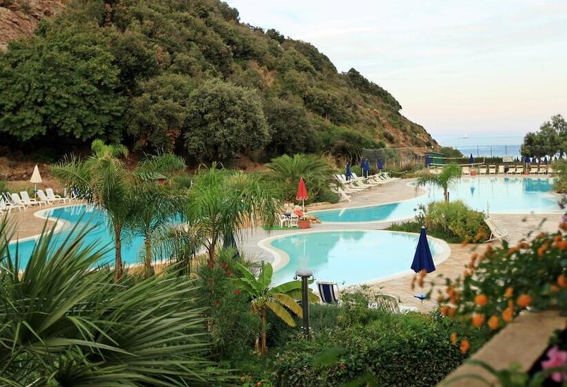 فندق Th Ortano   Ortano Mare Village