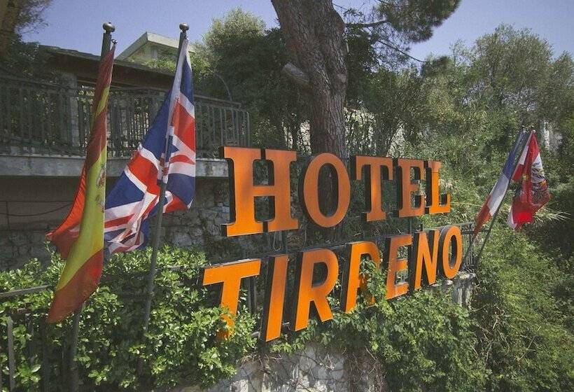 فندق Tirreno