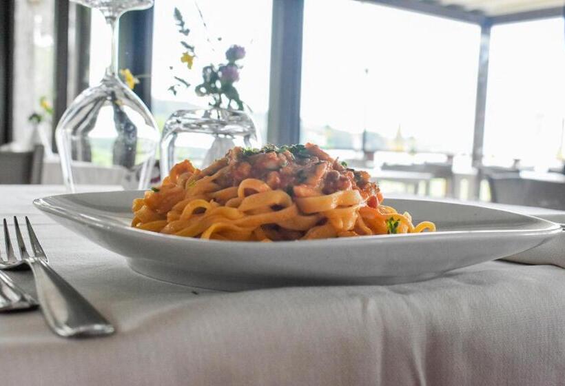 ホテル Torricella