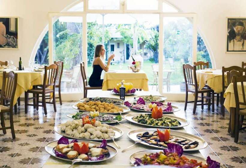 Villa Angela Hotel & Spa