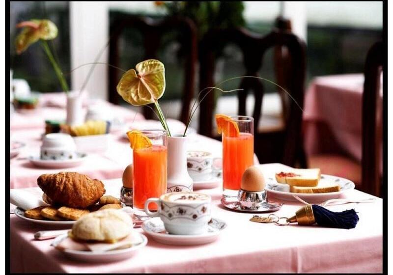 هتل Villa Carlotta