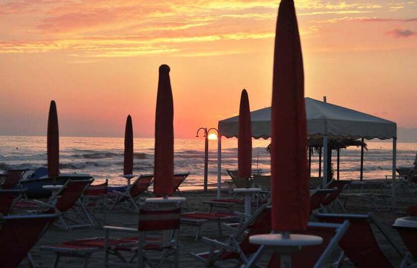 Bh Colombo Hotel Boschetto Holiday