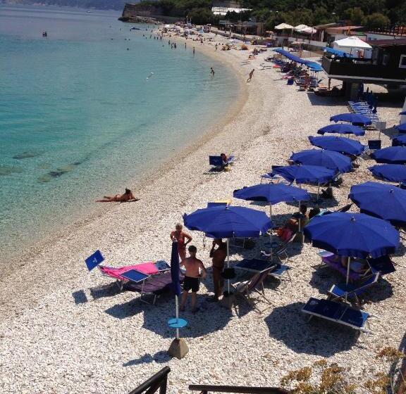 酒店 Villa Ombrosa