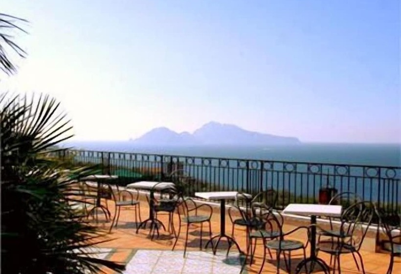 فندق Villa Pina Antico Francischiello