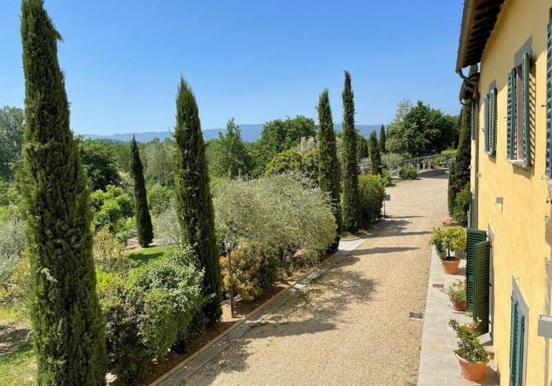 هتل Villa Rigacci