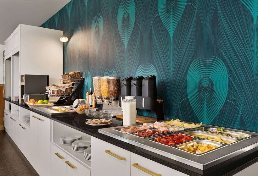 هتل Wyndham Garden Florence